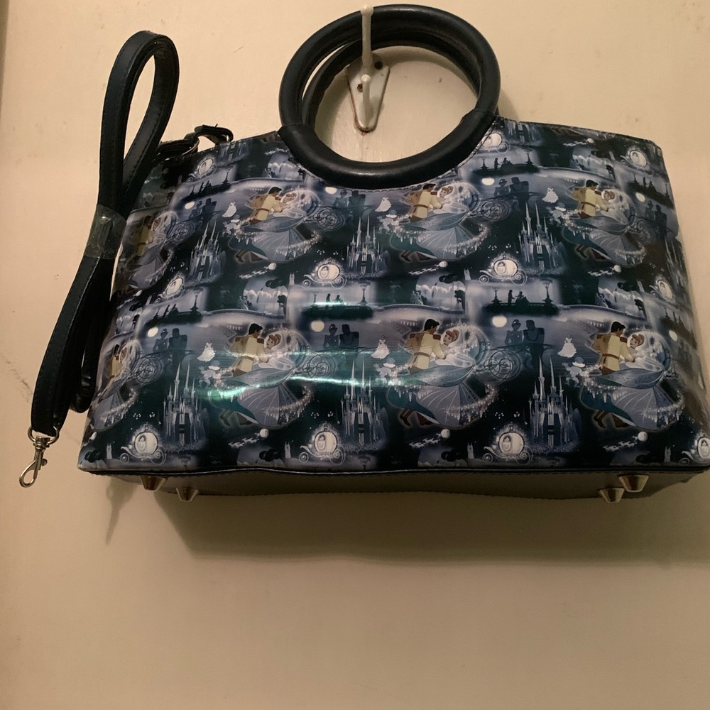 RARE Vintage Disney Cinderella Small Blue Handbag. New